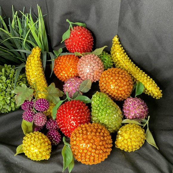 Set of 15 vintage sequin beaded pushpin fruits - Picture 4 of 11